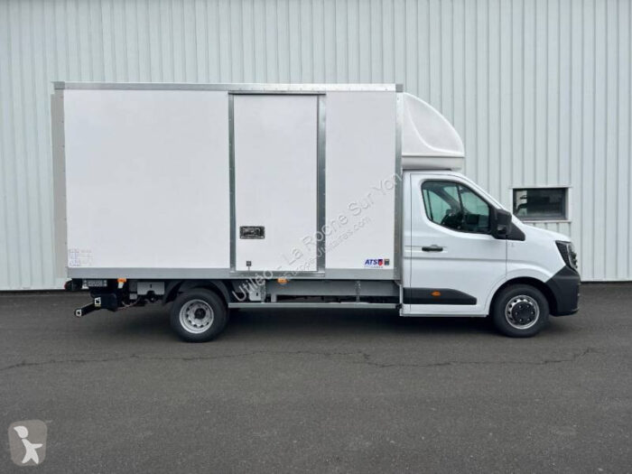 Nissan Interstar Caisse grand volume L4 2.0 DCI 170CH - Image 4