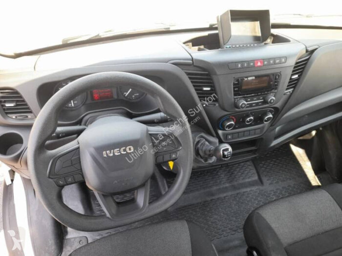 Iveco Daily Plateau 35C16H EMP 3750 TOR - Image 4