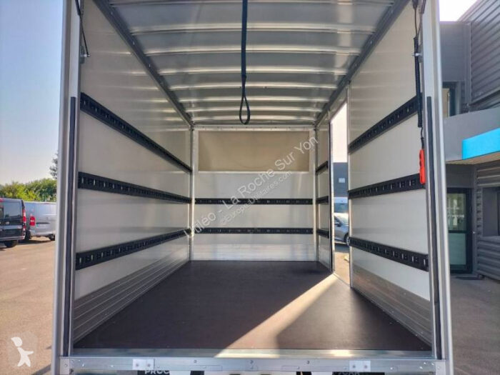 Iveco Daily Caisse grand volume 35C16H EMP 4100 - Image 6