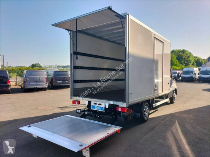 Iveco Daily Caisse grand volume 35C16H EMP 4100 - Image 7