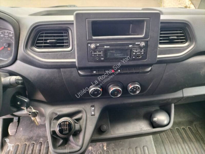 Renault Master Fourgon 135 ch - Image 7