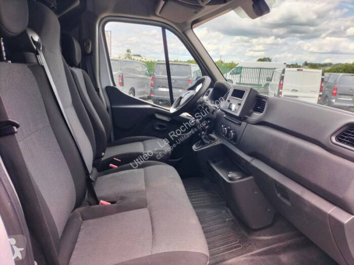 Renault Master Fourgon 135 ch - Image 8