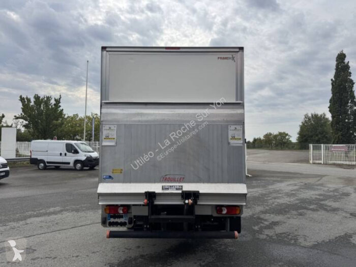 Nissan Interstar Caisse grand volume 165 ch - Image 11