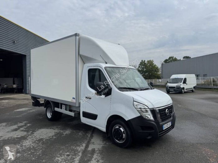 Nissan Interstar Caisse grand volume 165 ch - Image 2
