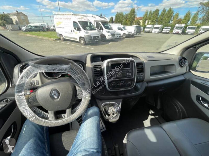 Renault Trafic Fourgon DCI 125 - Image 12