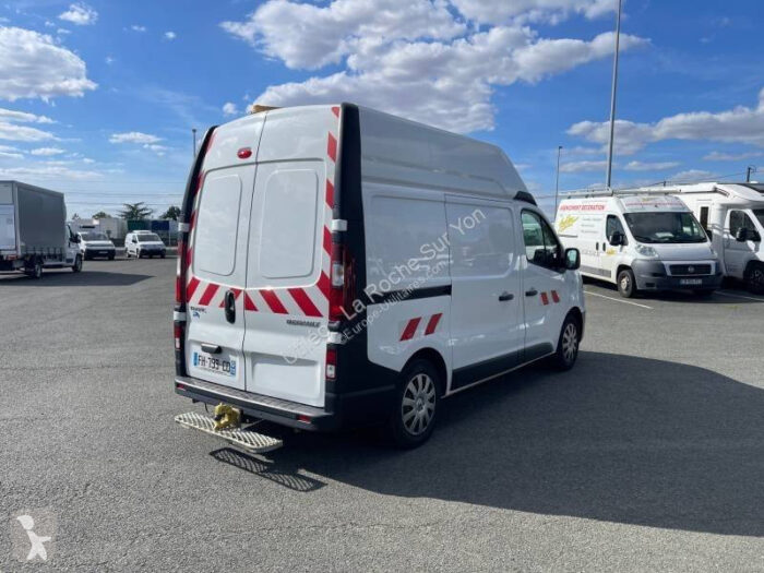 Renault Trafic Fourgon DCI 125 - Image 9