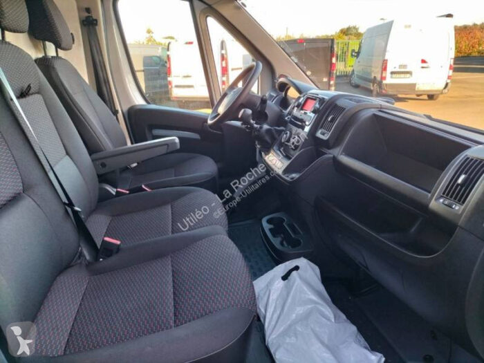 Opel Movano Frigorifique 3.5 L3H2 2.2 140CH PACK CLIM - Image 10