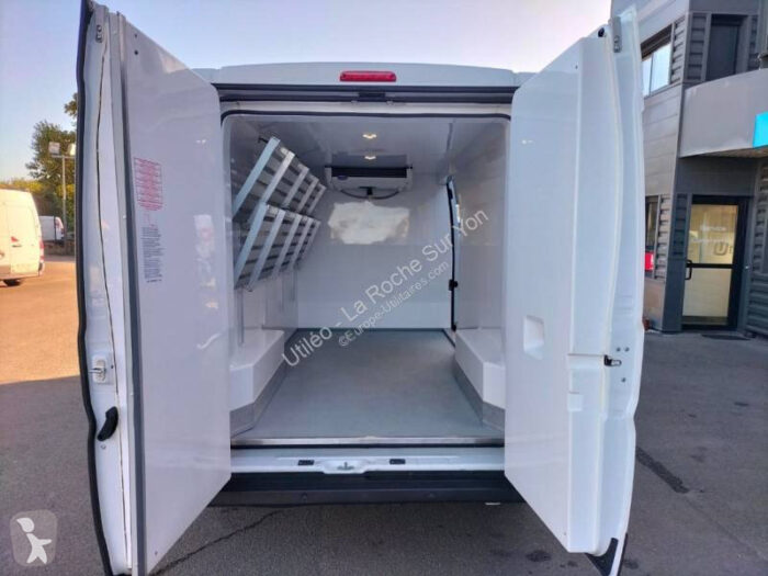 Opel Movano Frigorifique 3.5 L3H2 2.2 140CH PACK CLIM - Image 5