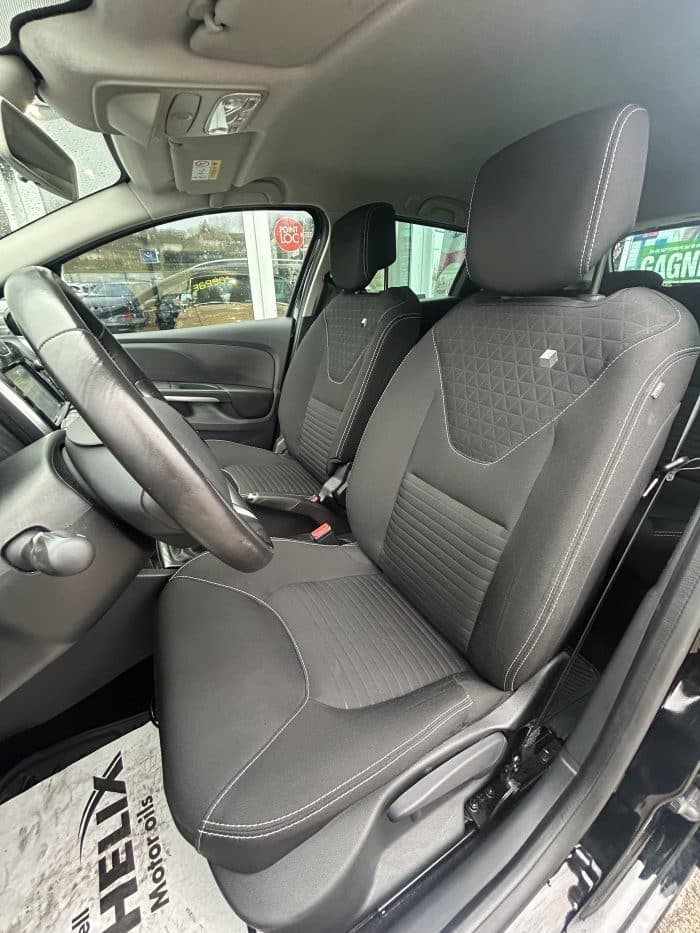 Renault CLIO ESTATE 0.9l TCE 90CH LIMITED - Image 13