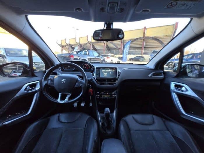 Peugeot 208 - Image 15