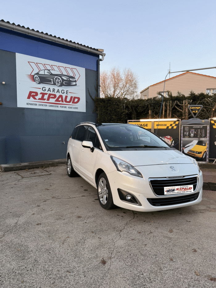 Peugeot 5008 - Image 2