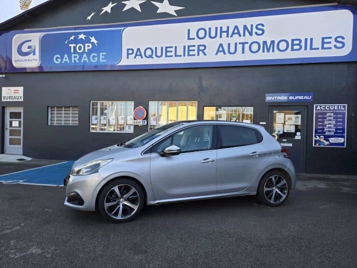 Peugeot 208 - Image 2