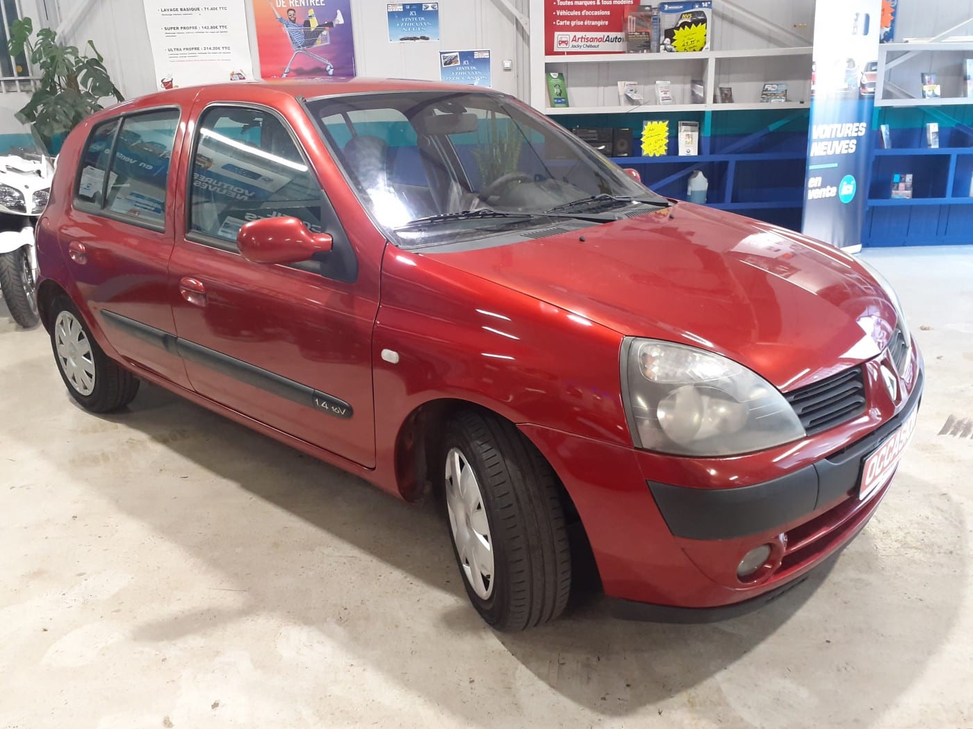 Renault Clio II 1.4 100 Ch luxe privilege 5 portes 130713kms 2005