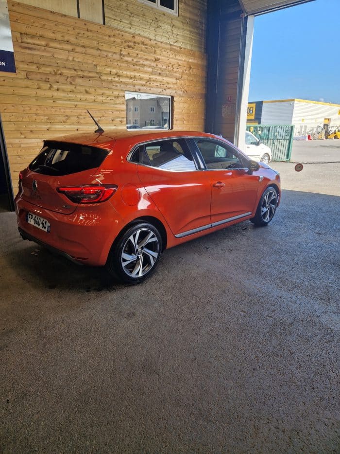 Renault Clio V - Image 2