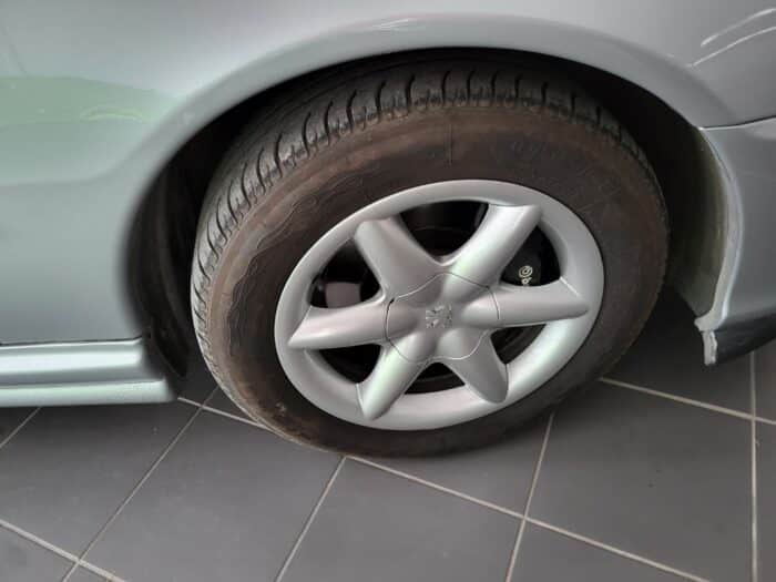 Peugeot 406 coupé V6 BVM - Image 7