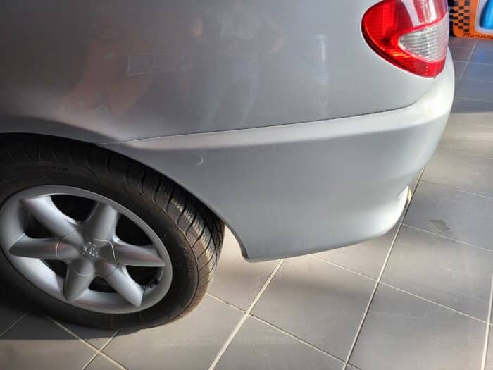 Peugeot 406 coupé V6 BVM - Image 11