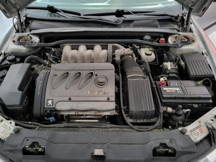 Peugeot 406 coupé V6 BVM - Image 22