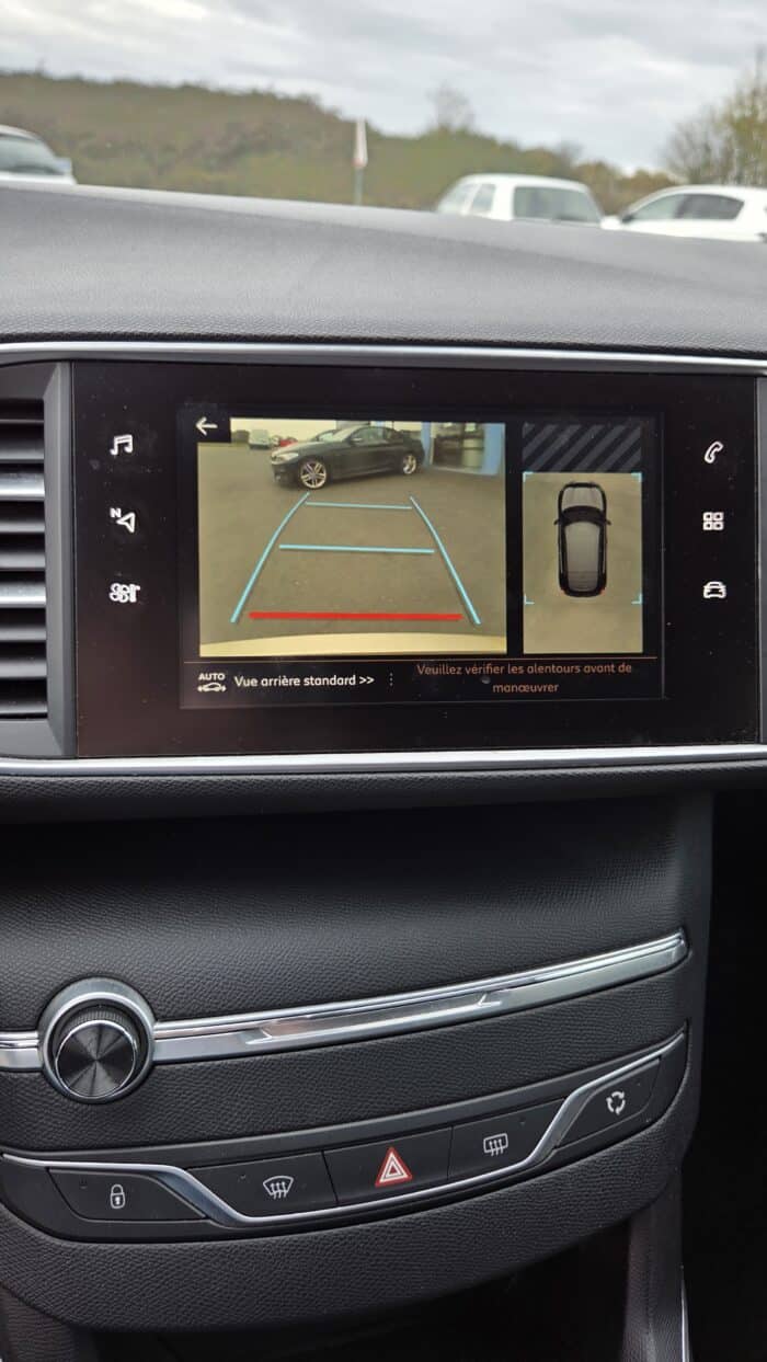 Peugeot 308 - Image 8