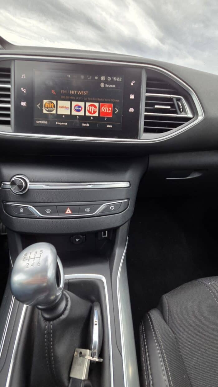 Peugeot 308 - Image 4