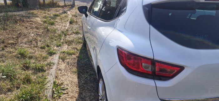 Renault Clio - Image 3