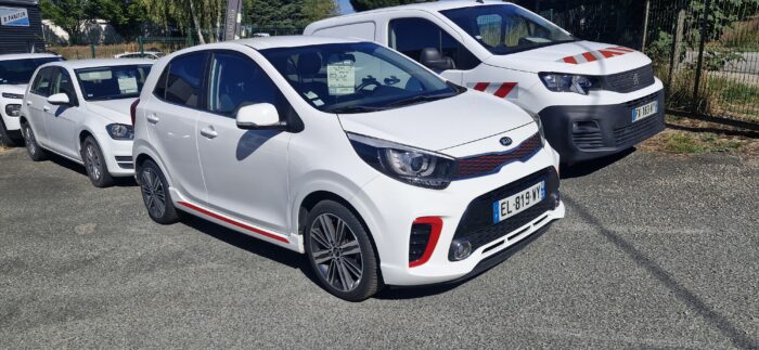 Kia Picanto - Image 1