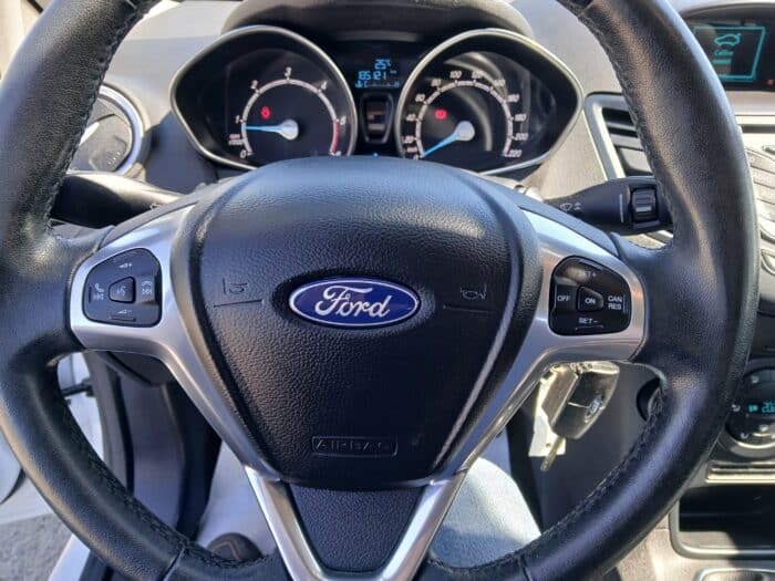Ford FIESTA 1.5 TDCI 75CV - Image 4