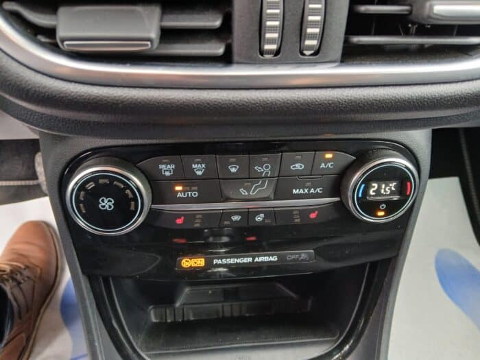 Ford PUMA TITANIUM 1.0 ECOBOOST MHEV 125CV - Image 3