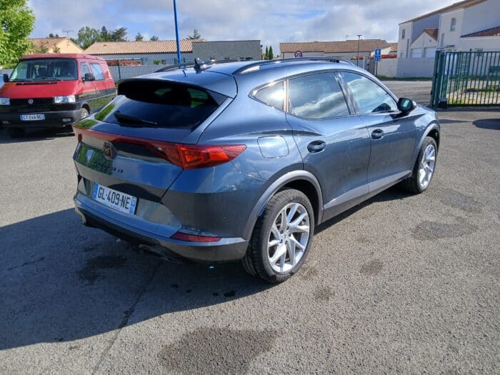 Seat CUPRA FORMENTOR 1.5 TSI 150 ch DSG7 V - Image 2