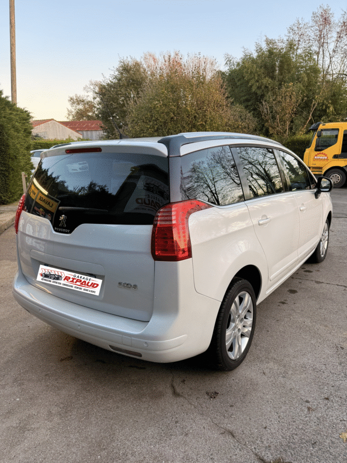 Peugeot 5008 - Image 3