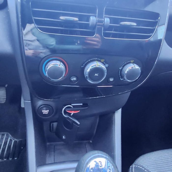 Renault Clio IV - Image 17