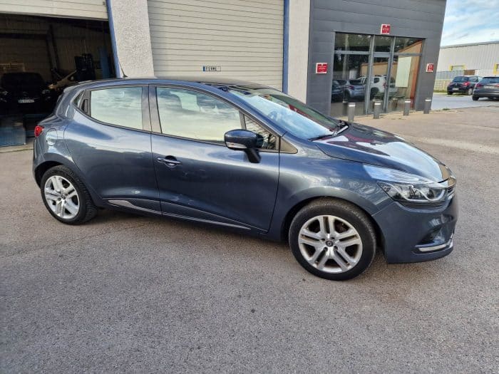 Renault Clio - Image 6