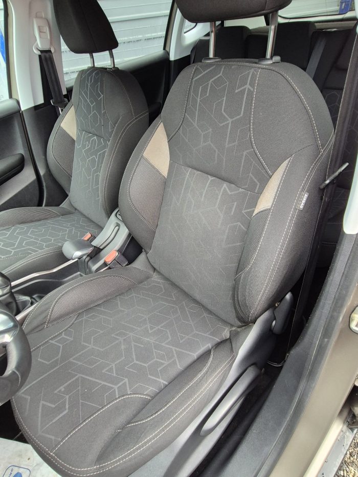 Peugeot 2008 - Image 10