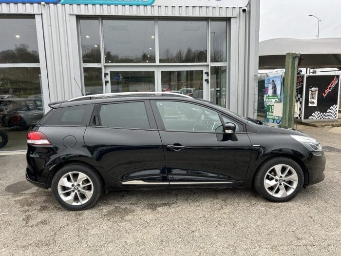 Renault CLIO ESTATE 0.9l TCE 90CH LIMITED - Image 6