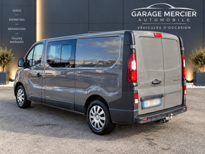 Renault TRAFIC - Image 2