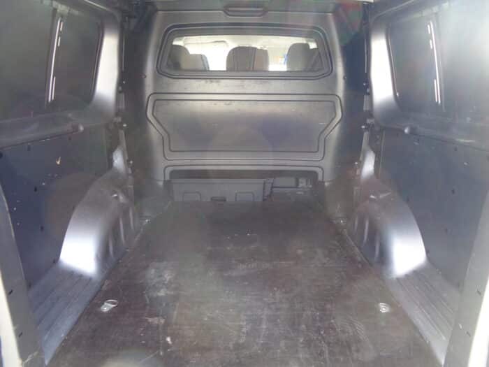 Opel VIVARO - Image 6