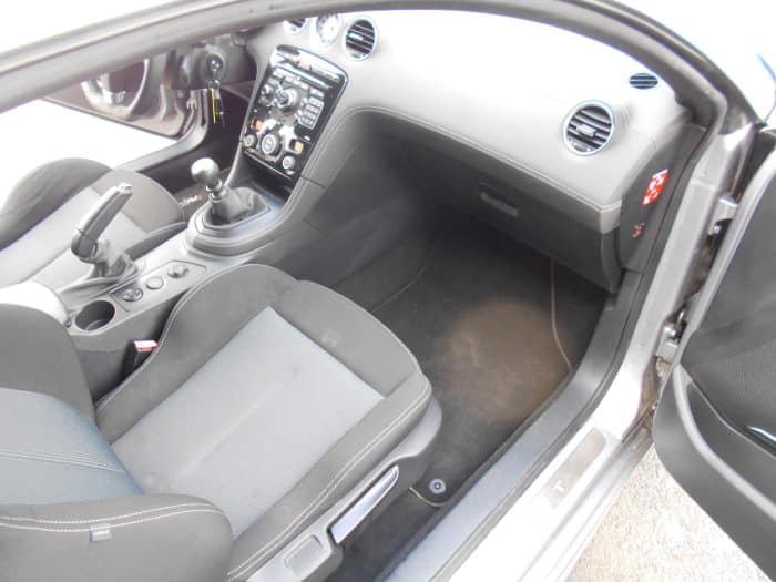 Peugeot RCZ 156 THP - Image 21