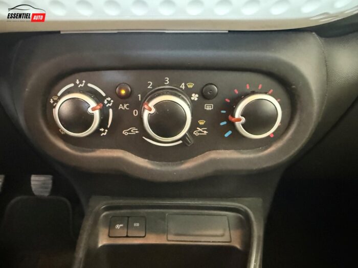 Renault Twingo III 0.9 TCE Zen 95ch - Image 12