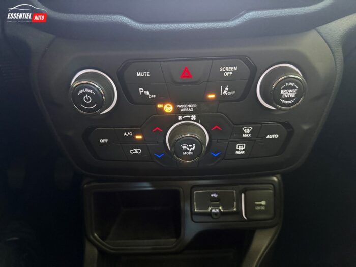 Jeep Renegade 1.6 MultiJet Limited 130ch - Image 13