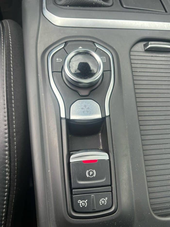Renault TALISMAN - Image 10