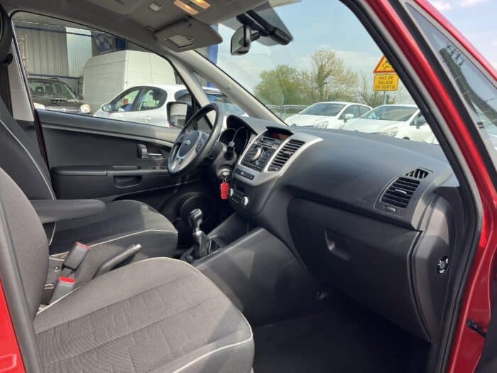 Kia Venga Active 1.4 90 ch ISG - Image 17