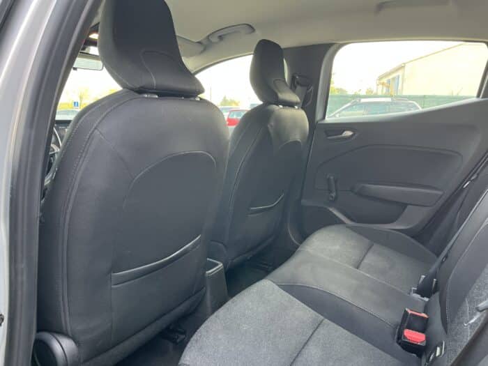 Renault Clio 5 Business Blue dCi 100 - 21N - Image 11