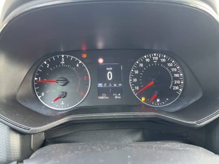 Renault Clio 5 Business Blue dCi 100 - 21N - Image 20