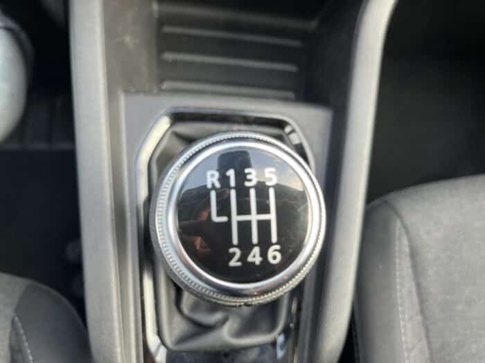 Renault Clio 5 Business Blue dCi 100 - 21N - Image 26