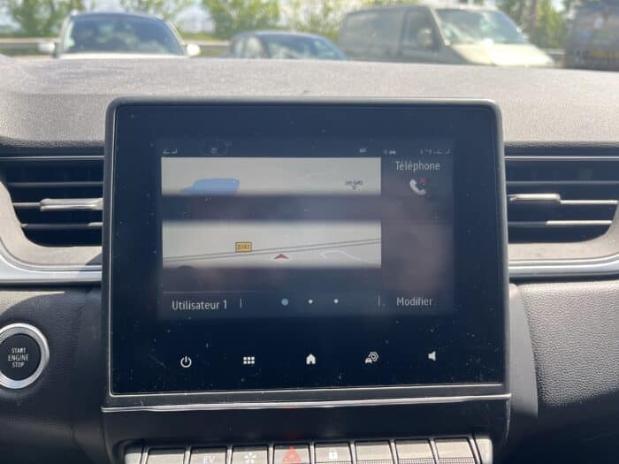 Renault Captur Techno E-Tech full hybrid 145 - Image 22