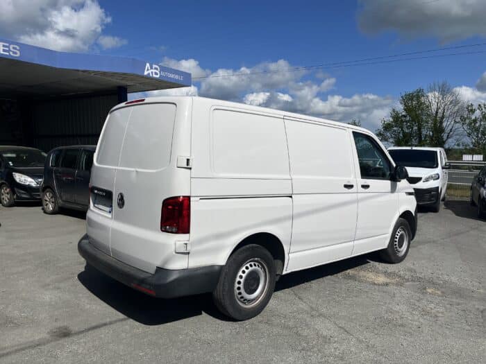 Volkswagen Transporter BUSINESS LINE L1 2.0 TDI 150 BVM6 - Image 7