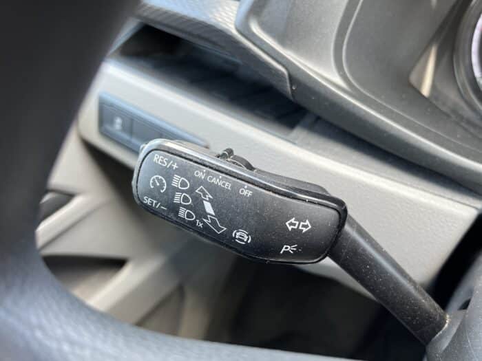 Volkswagen Transporter BUSINESS LINE L1 2.0 TDI 150 BVM6 - Image 22