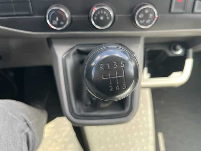 Volkswagen Transporter BUSINESS LINE L1 2.0 TDI 150 BVM6 - Image 25