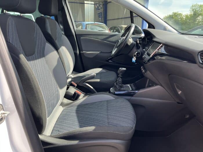 Opel Crossland Design 120 ans 1.2 Turbo 110 ch - Image 18