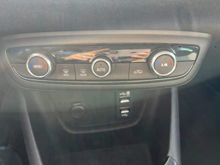 Opel Crossland Design 120 ans 1.2 Turbo 110 ch - Image 25