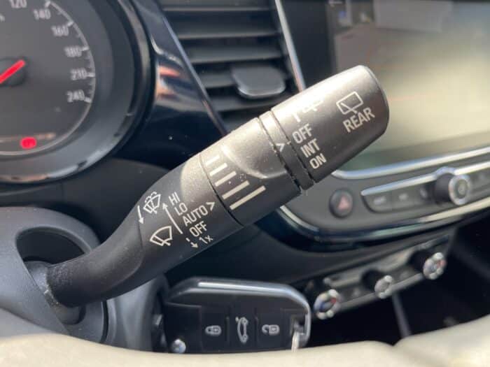 Opel Crossland Design 120 ans 1.2 Turbo 110 ch - Image 30